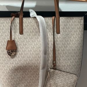 Michael Kors bag